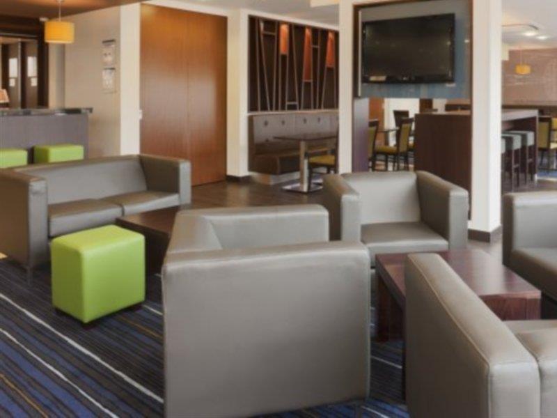 Holiday Inn Express Cambridge Duxford M11 Jct 10 By Ihg Extérieur photo